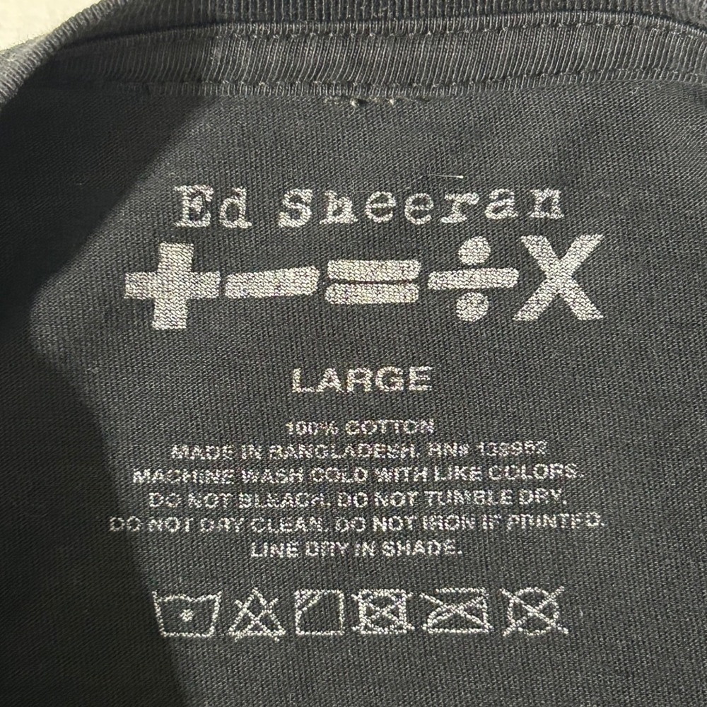 Ed Sheeran Mathematics Tour T-Shirt Black 2023 World Tour Dates Large Mens - Picture 8 of 8